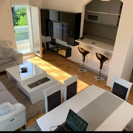 Apartment Happy Place Trebinje